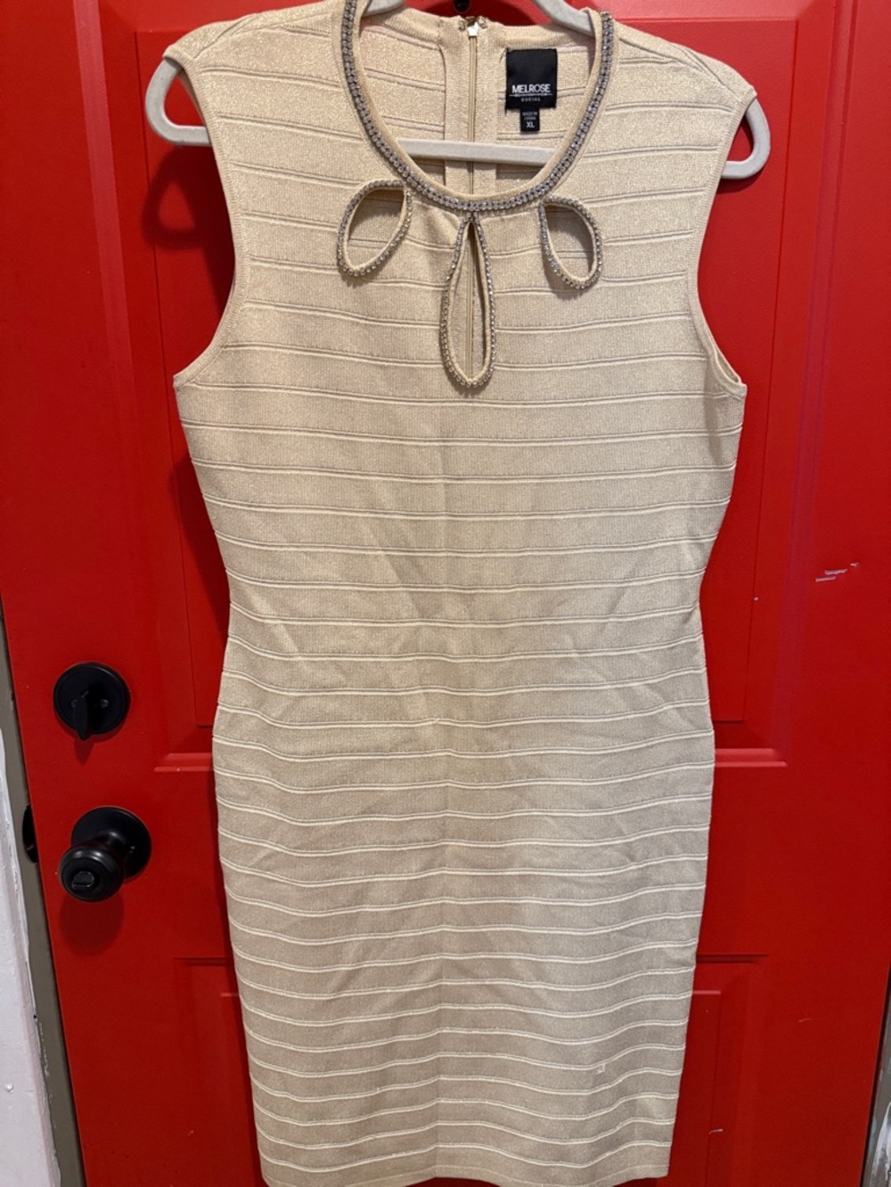 Sleeveless Cream Sheath Dress with Keyhole Detail